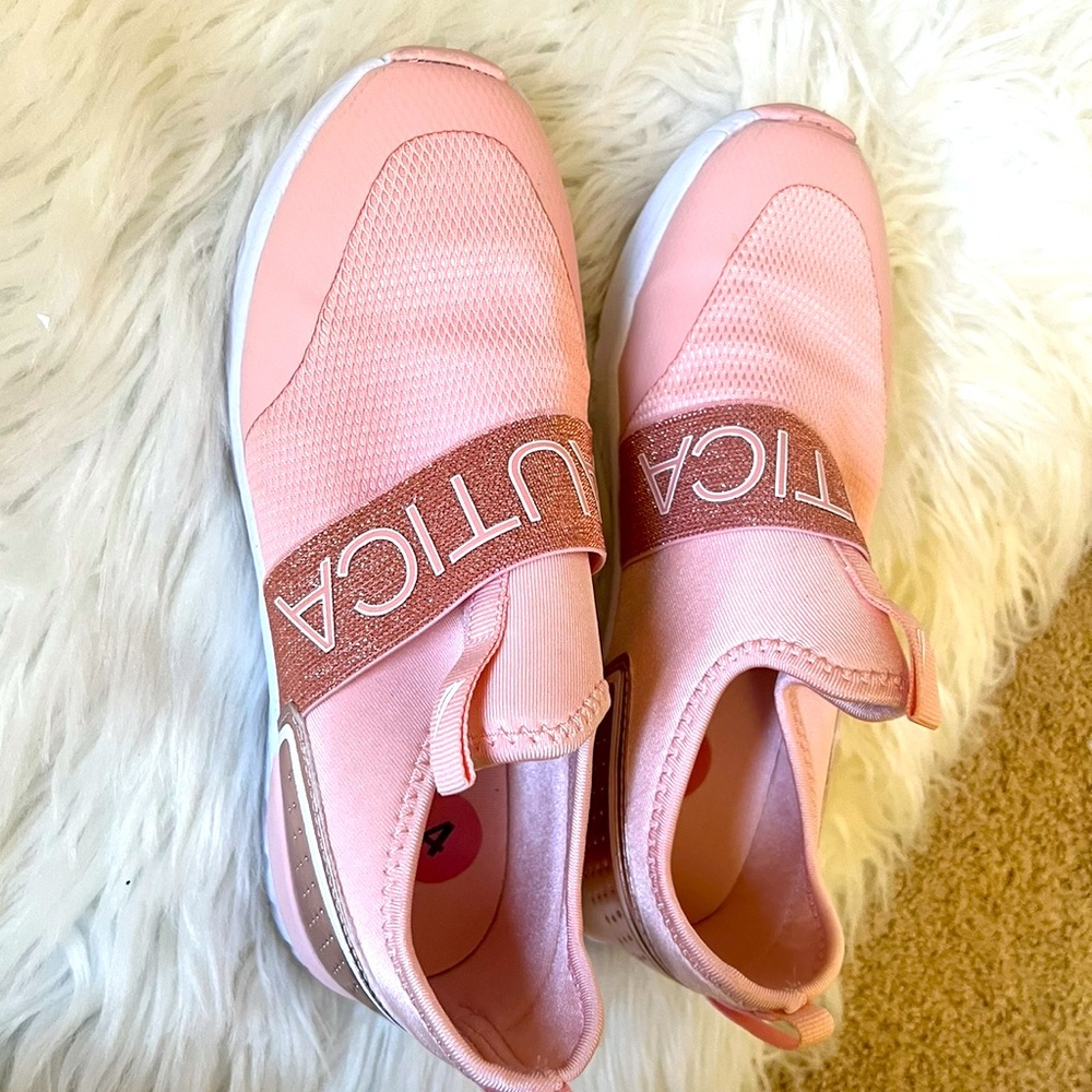 Girls Nautica shoes